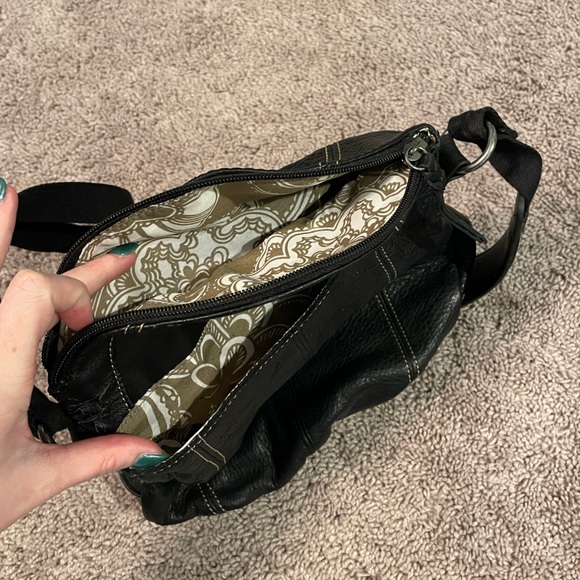 Medium Black Purse - Picture 3 of 3